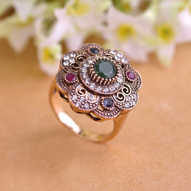 High Quality Vintage Sculpture Flowers Rings Green Jewelry Fashion Turkish Cystal AntiSilver Finger Ring Aneis Anel Christmas