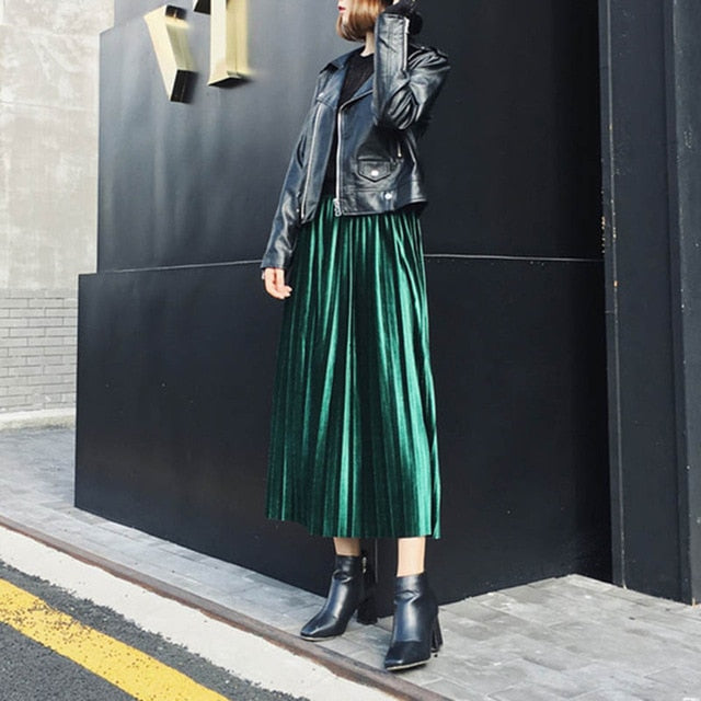 New 2019 Fashion Autumn And Winter High Waisted Skinny Female Velvet Skirt Pleated Skirts Pleated Skirt Office Lady